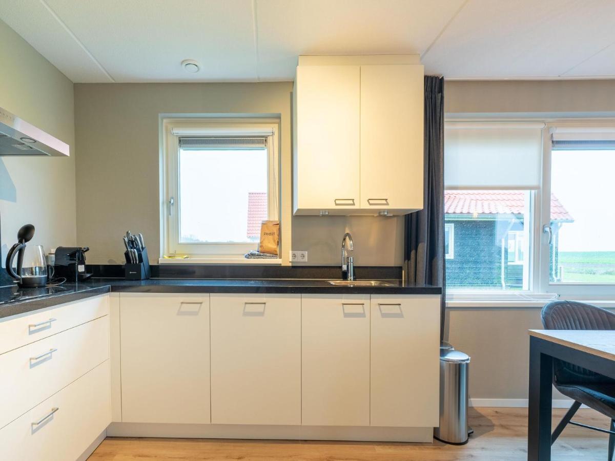 Modern Holiday Home By The Sea With Sauna Scherpenisse Esterno foto