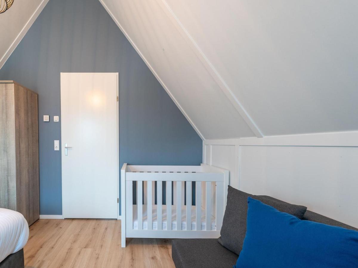 Modern Holiday Home By The Sea With Sauna Scherpenisse Esterno foto