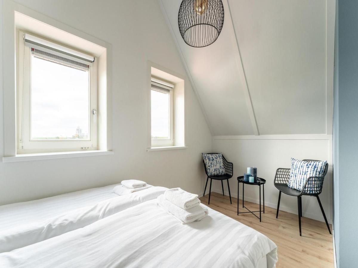Modern Holiday Home By The Sea With Sauna Scherpenisse Esterno foto